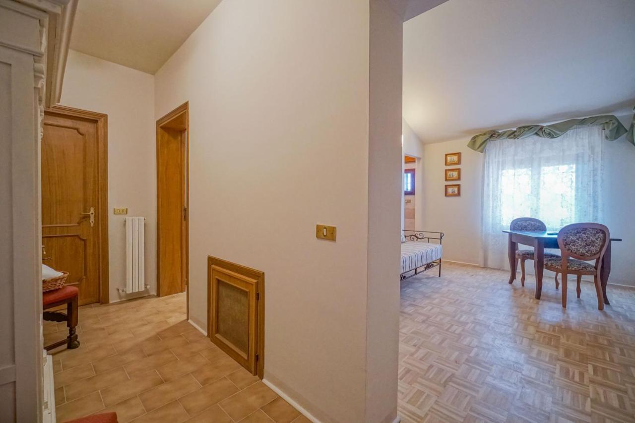 Il Quercione Agriturismo Rivotorto Esterno foto